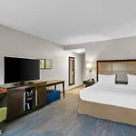 Hampton Inn & Suites Baltimore / Woodlawn