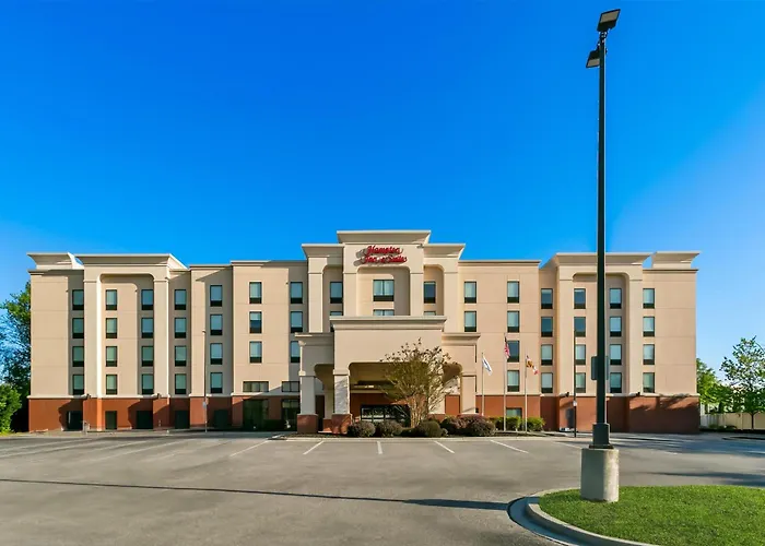 Hampton Inn & Suites Baltimore / Woodlawn